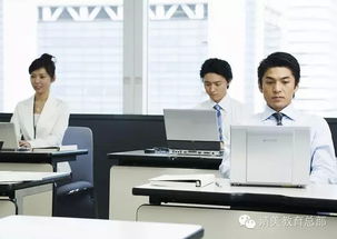 2015年就業(yè)藍(lán)皮書發(fā)布 軟件外包服務(wù)等7大專業(yè)需求增長(zhǎng)顯著